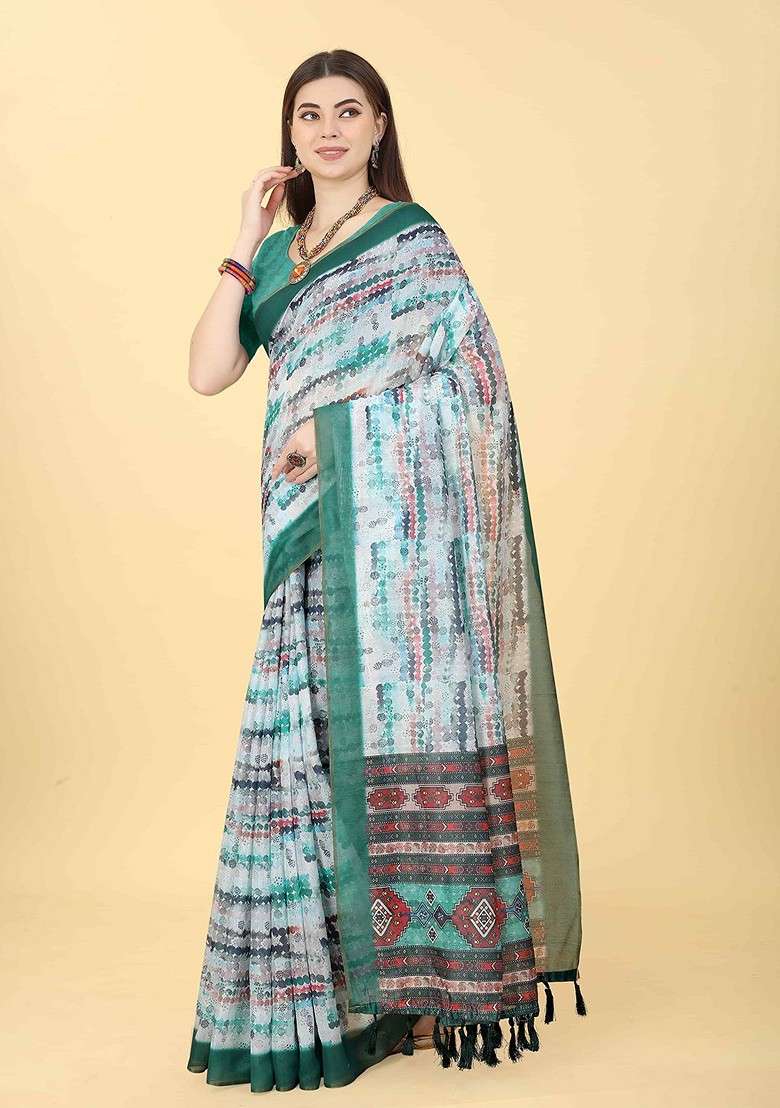 Off White Blended Saree Set with Embroidered for Diwali | Wedding & Festive Wear - Indya