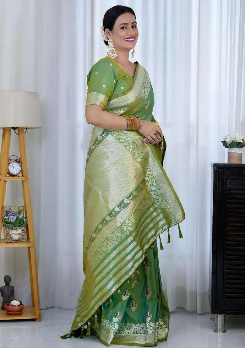 Sea Green Blended Saree Set with Printed for Diwali | Wedding & Festive Wear - Indya