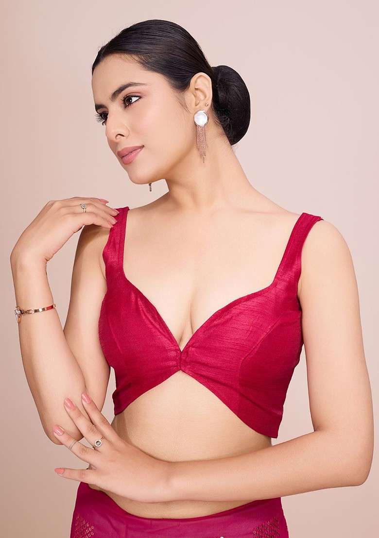 Rose Embellished Blended Saree Set for Diwali and Festive Wear - Indya