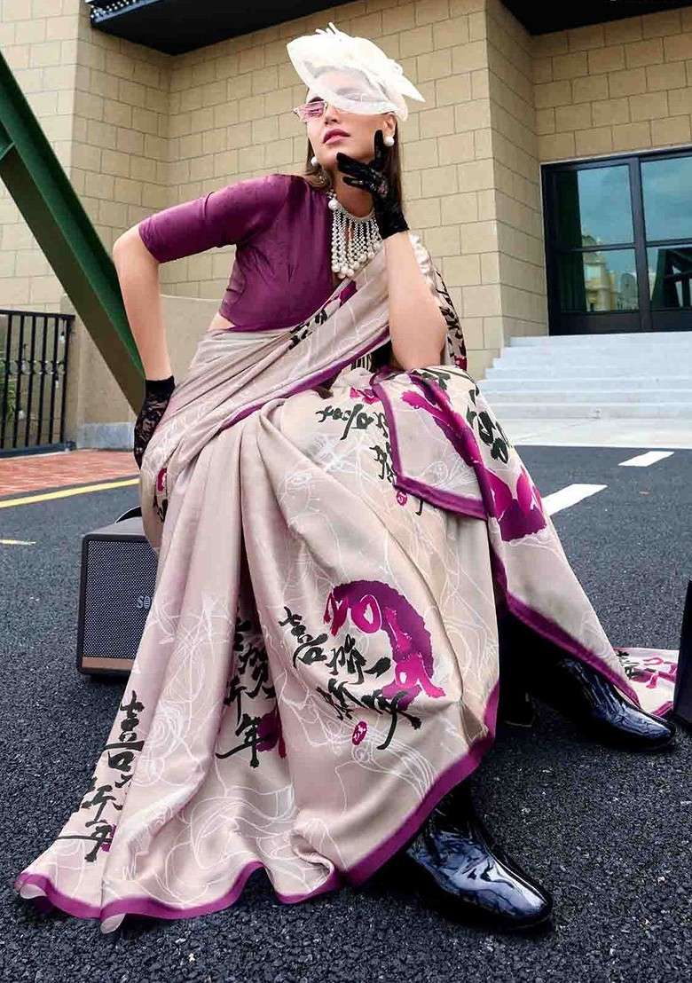 Off White Blended Saree Set with Printed for Diwali | Wedding & Festive Wear - Indya
