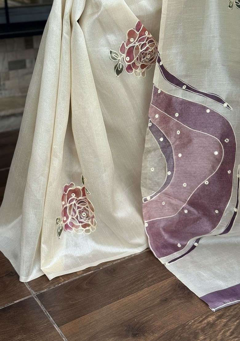 Off White Printed Blended Saree Set - Indya