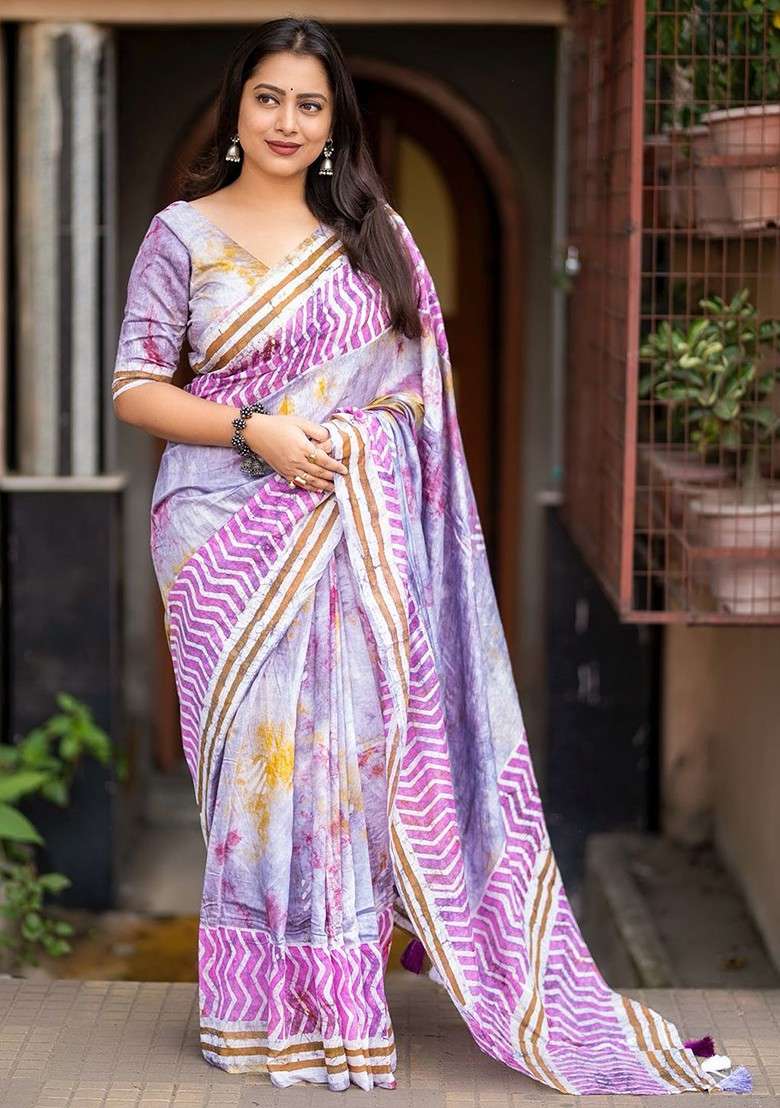 Multi Blended Saree Set with Embroidered for Diwali | Wedding & Festive Wear - Indya