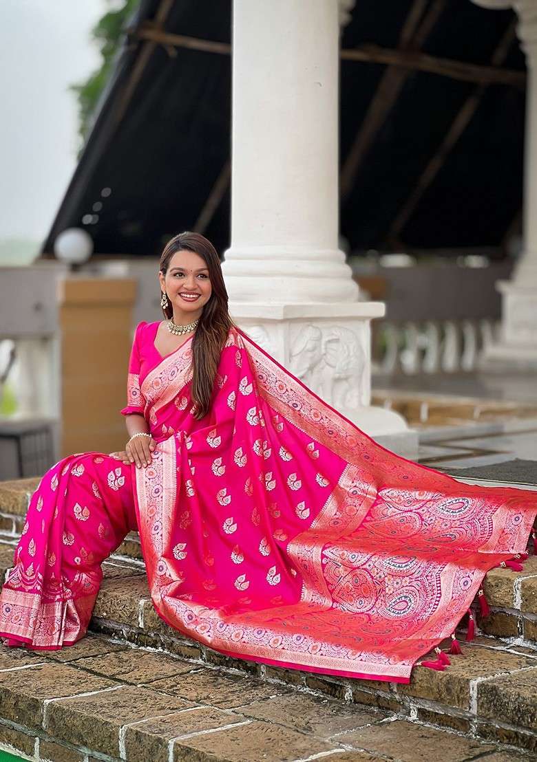 Magenta Blended Saree Set with Embroidered for Diwali | Wedding & Festive Wear - Indya