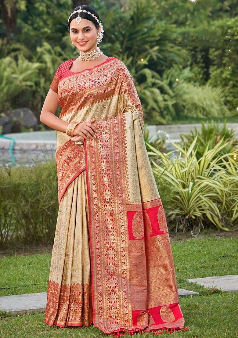 Cream Blended Jacquard Saree Set for Diwali | Wedding & Festive Wear - Indya