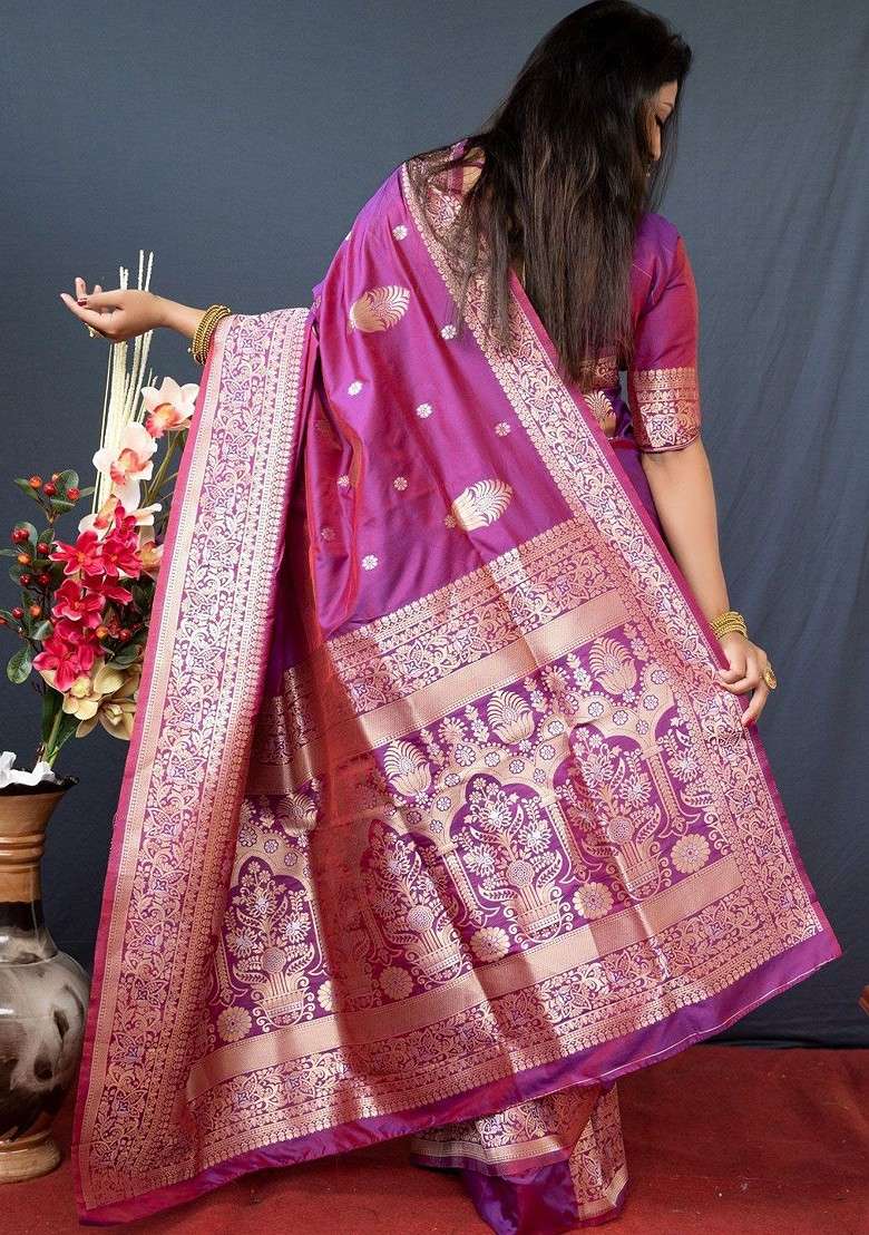 Magenta Embroidered Blended Saree Set for Diwali and Festive Wear - Indya
