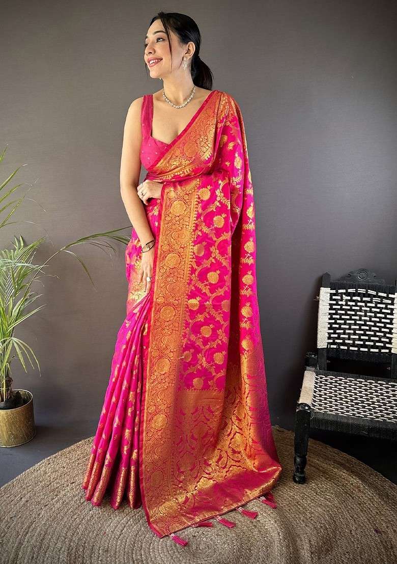 Magenta Embroidered Blended Saree Set - Indya