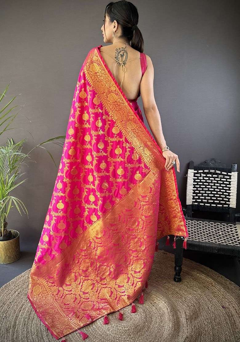 Magenta Embroidered Blended Saree Set - Indya