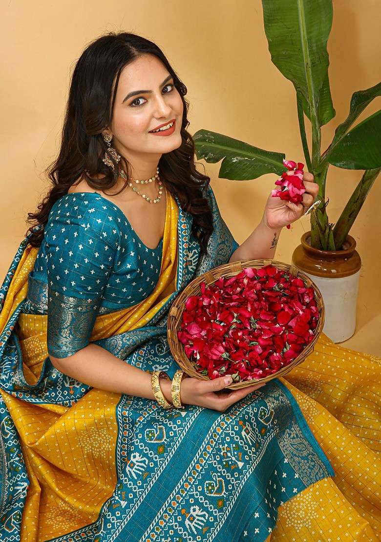 Yellow Printed Blended Saree Set - Indya