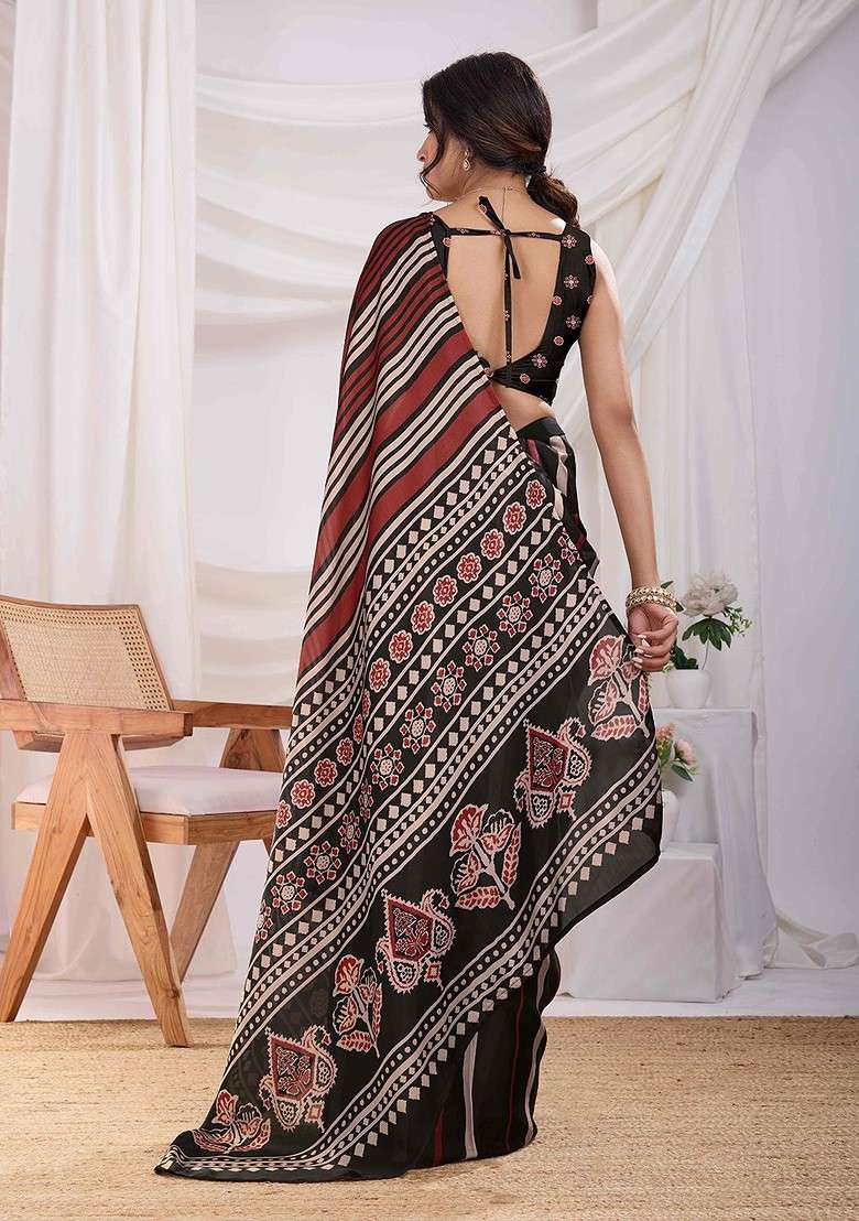 Red Embroidered Blended Saree Set - Indya
