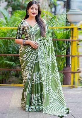 Green Batik Printed Blended Saree Set