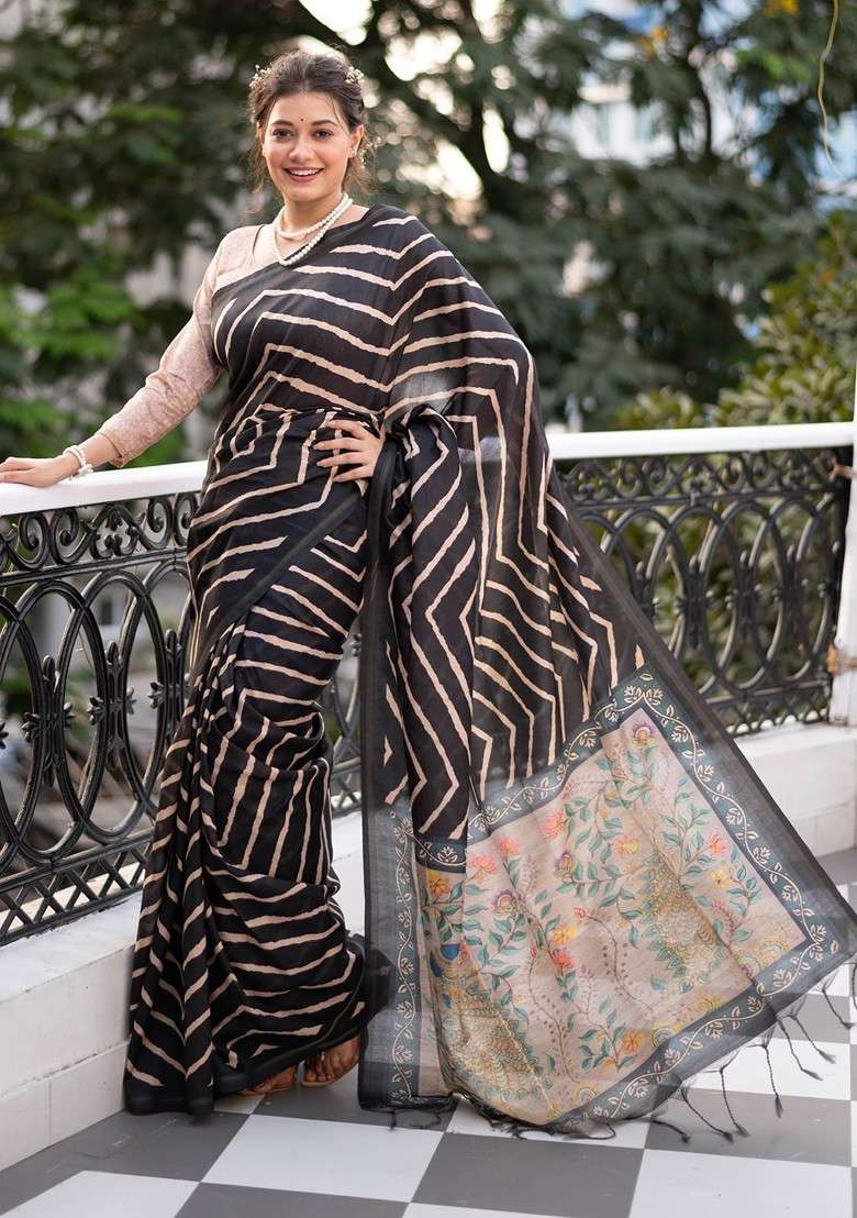 Black Printed Blended Saree Set for Diwali and Festive Wear - Indya