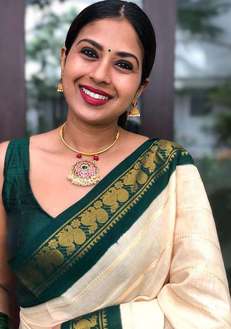 Cream Blended Saree Set with Embroidered for Diwali | Wedding & Festive Wear - Indya