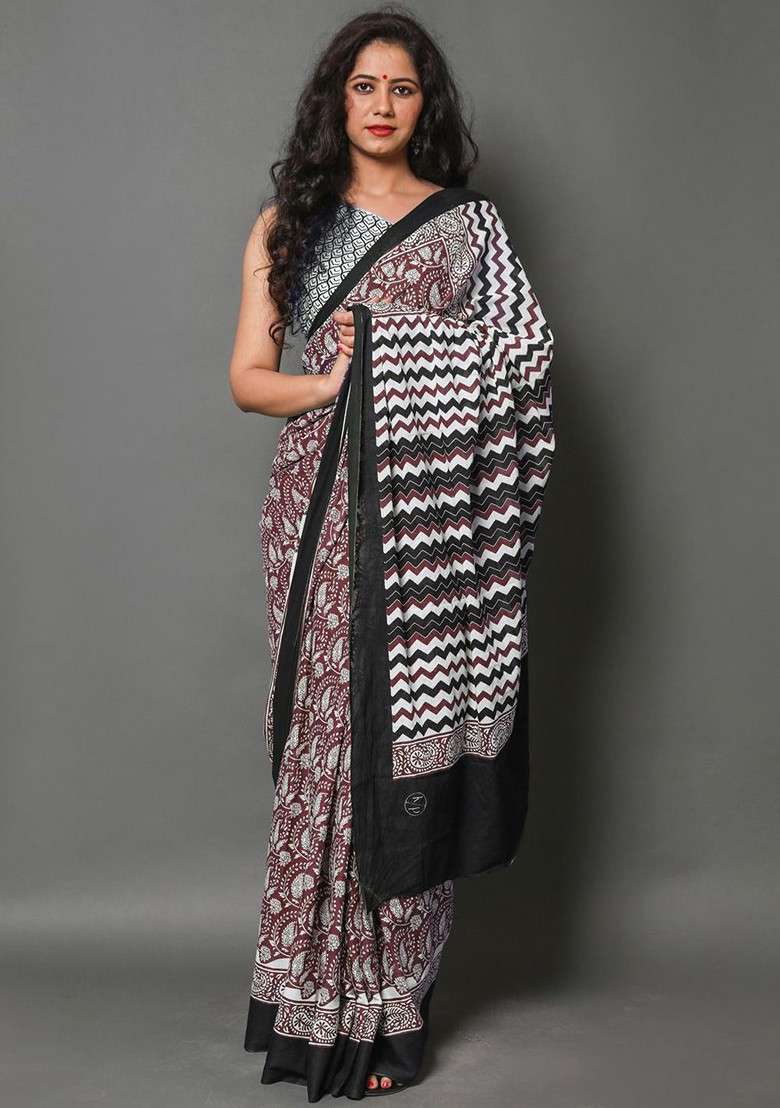 Maroon Embroidered Blended Saree Set - Indya