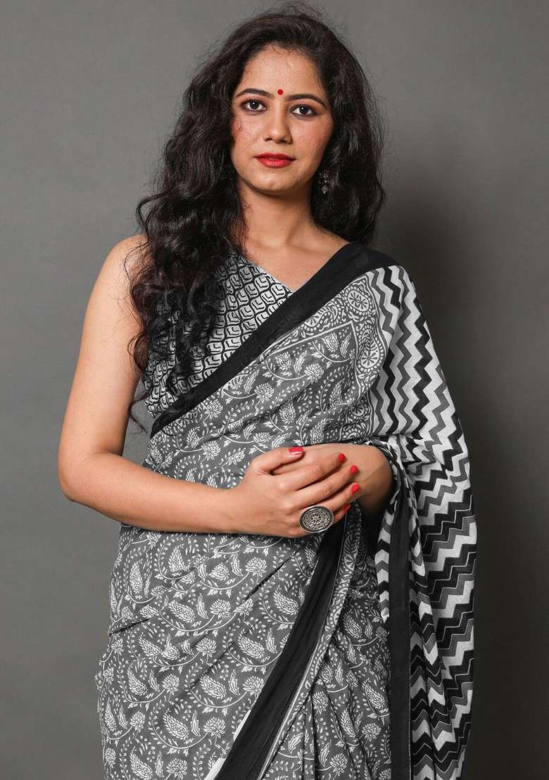 Grey Printed Blended Saree Set - Indya