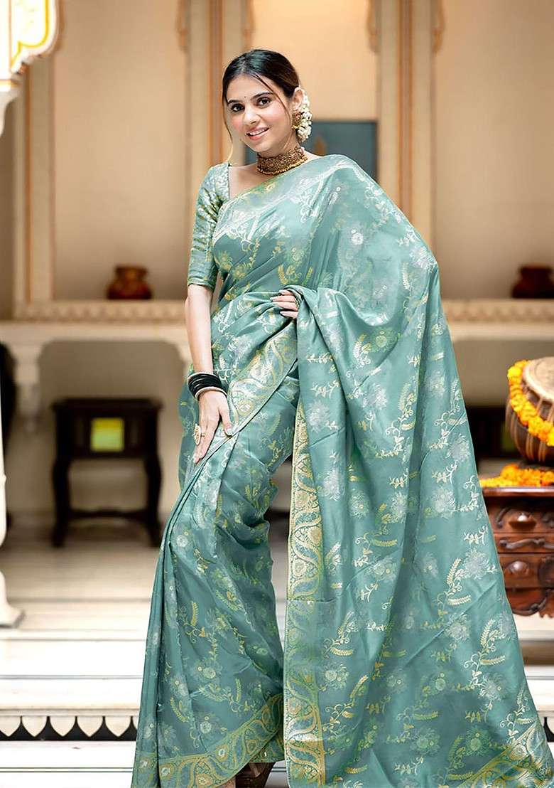 Green Embroidered Blended Saree Set for Diwali and Festive Wear - Indya