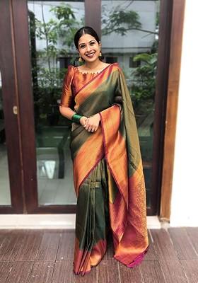Green Embroidered Blended Saree Set