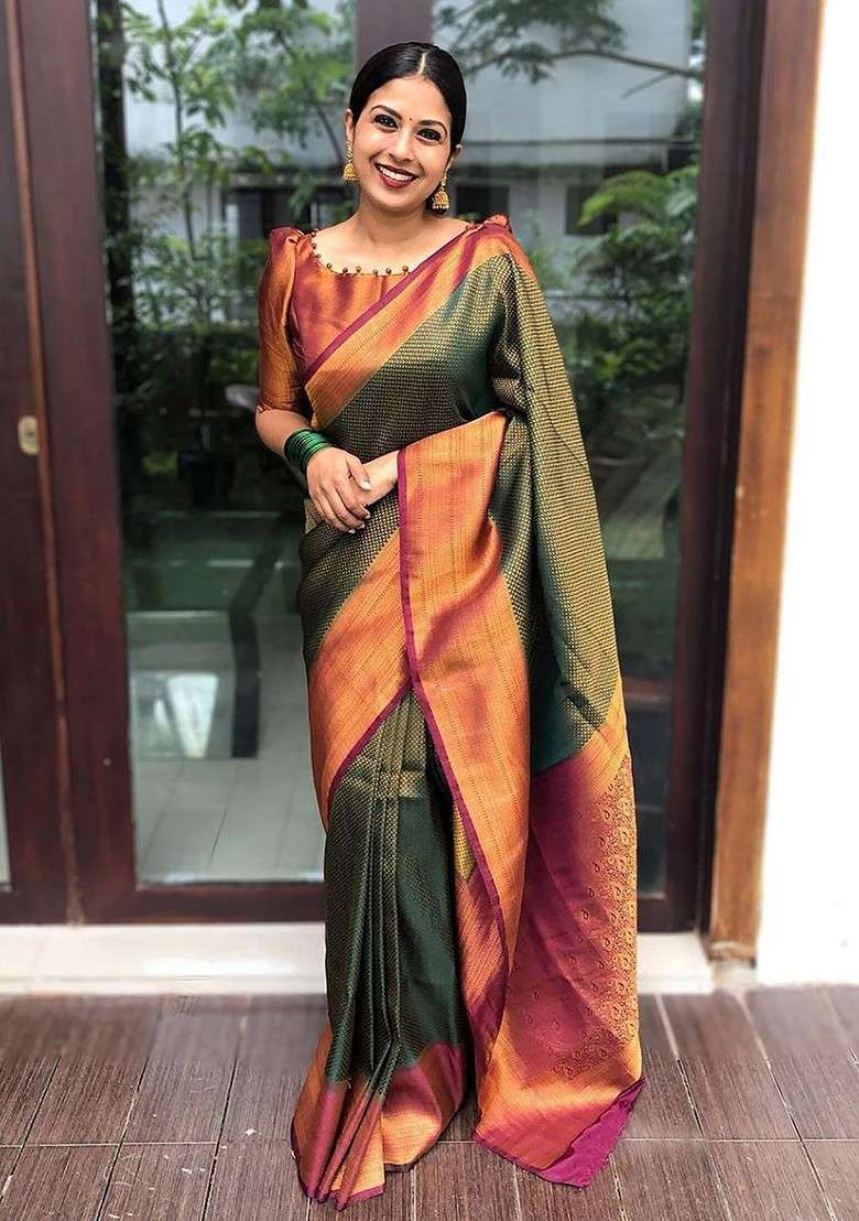 Green Embroidered Blended Saree Set for Diwali and Festive Wear - Indya