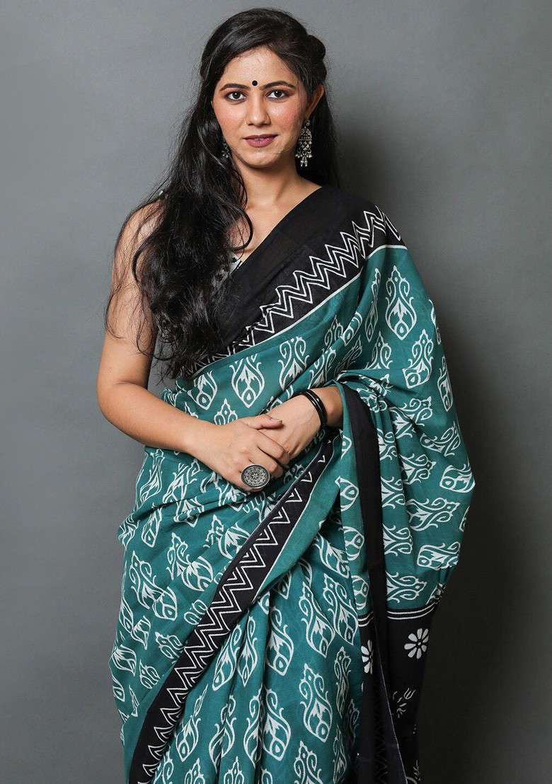 Green Printed Blended Saree Set - Indya