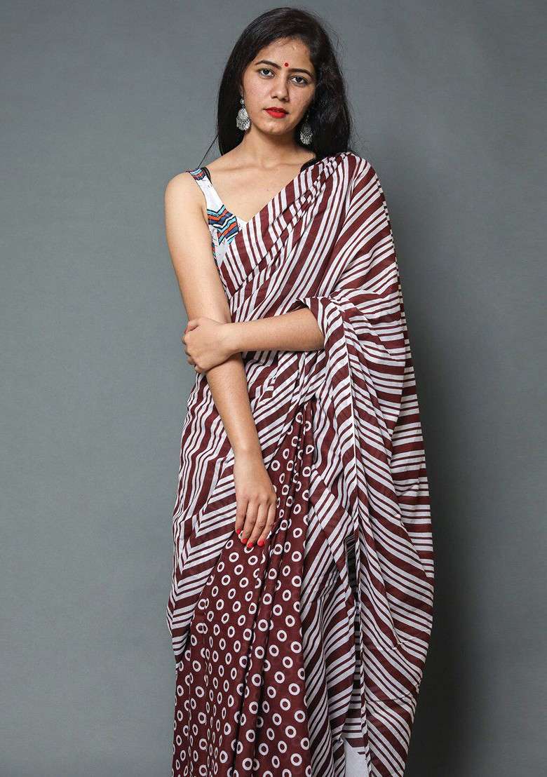 Maroon Embroidered Blended Saree Set - Indya