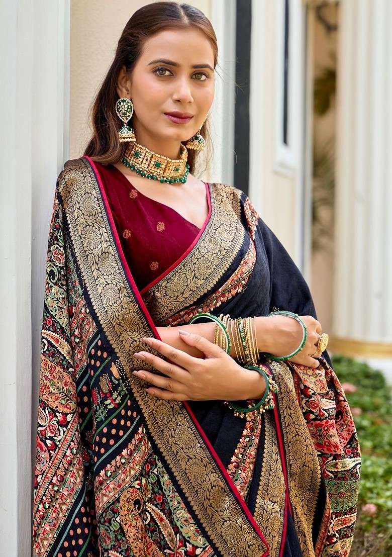 Navy Blue Blended Saree Set with Embroidered for Diwali | Wedding & Festive Wear - Indya