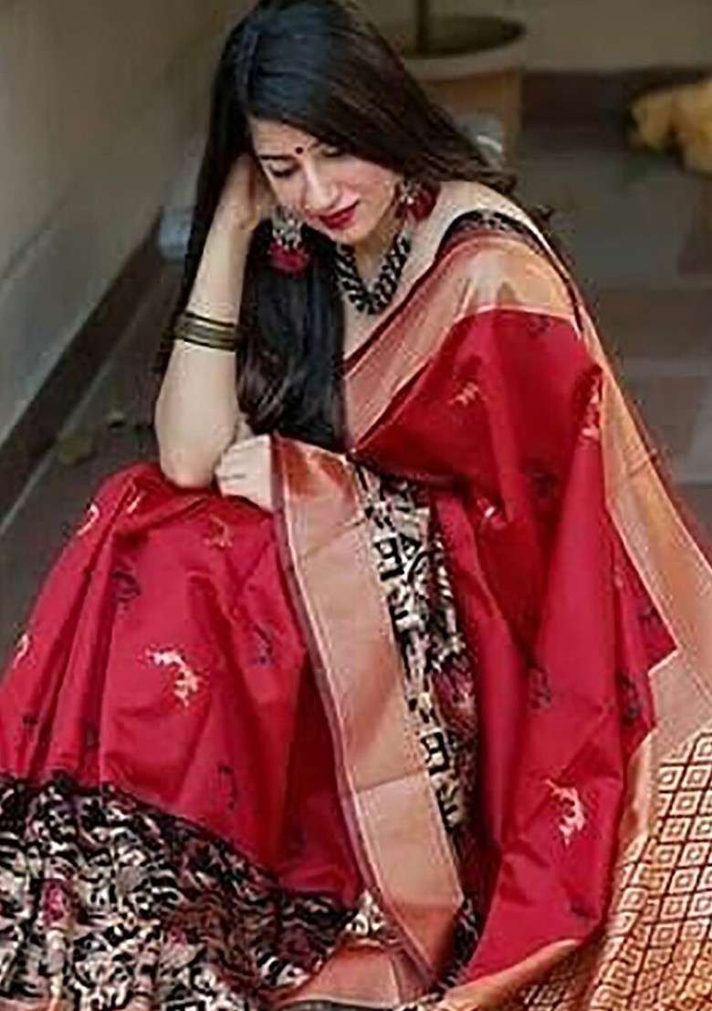 Red Jacquard Blended Saree Set for Diwali and Festive Wear - Indya