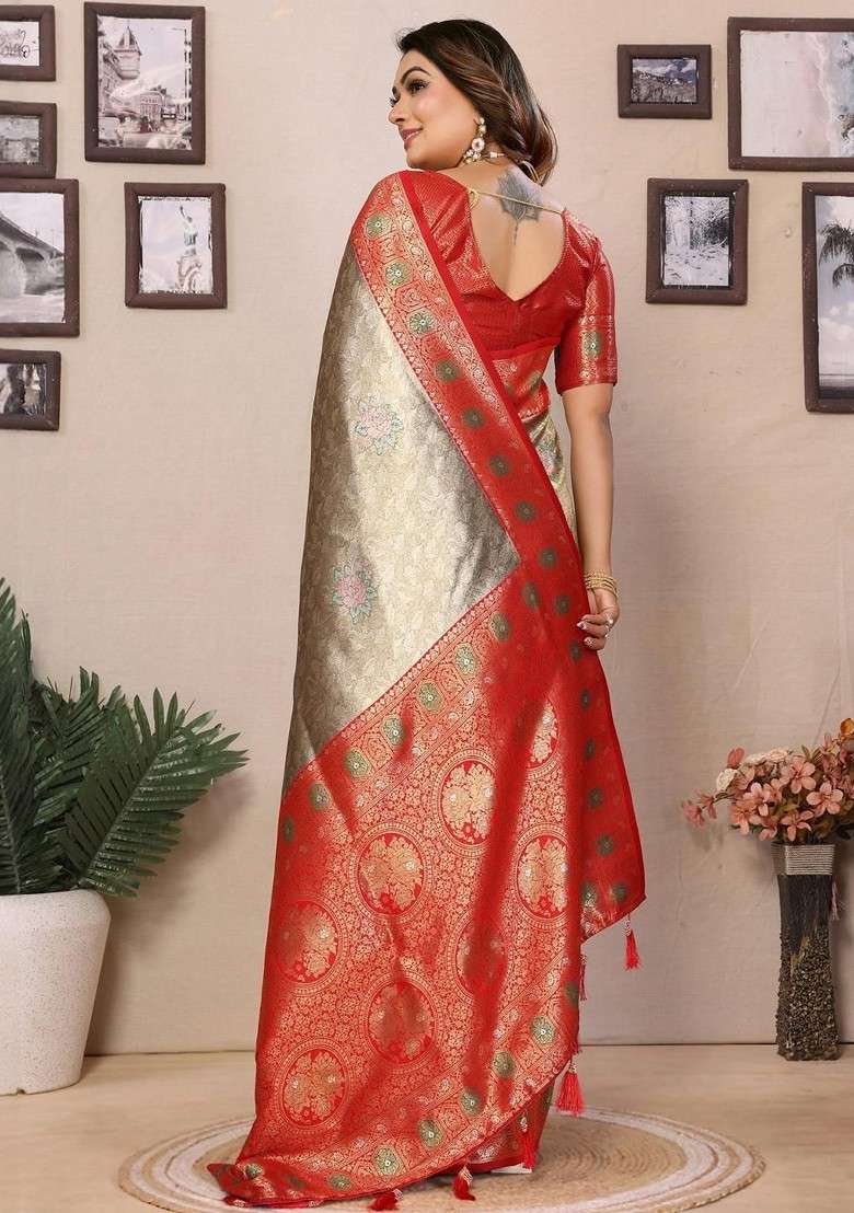 Gold Blended Saree Set with Embroidered for Diwali | Wedding & Festive Wear - Indya