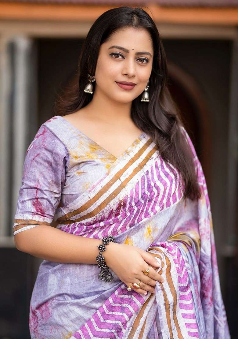 Multi Blended Saree Set with Embroidered for Diwali | Wedding & Festive Wear - Indya