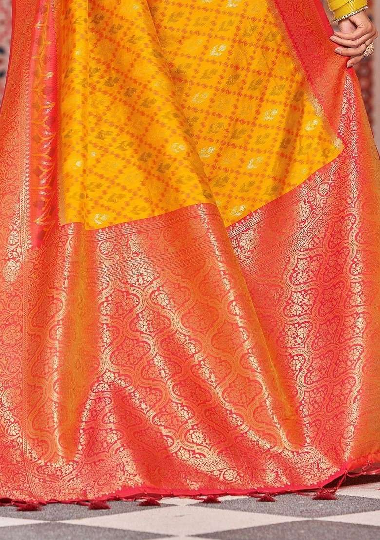 Yellow Blended Jacquard Saree Set for Diwali | Wedding & Festive Wear - Indya