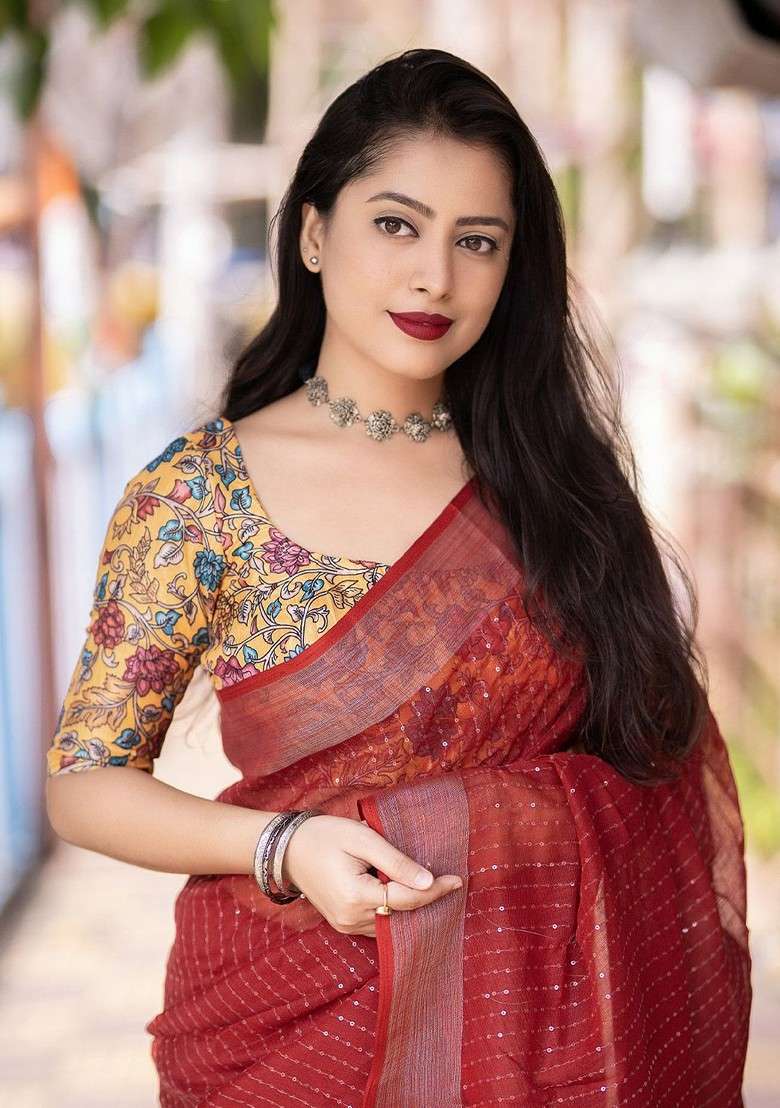 Red Embellished Blended Saree Set for Diwali | Wedding & Festive Wear - Indya