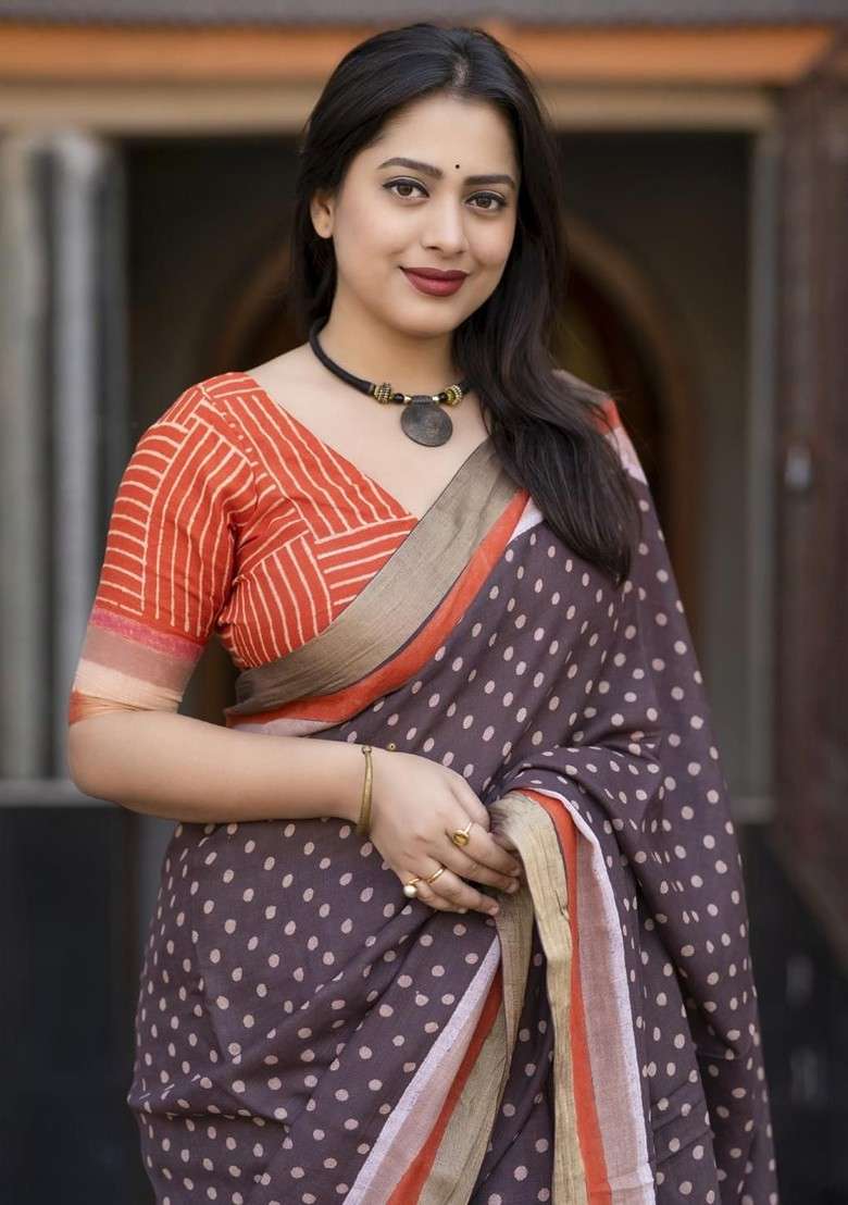 Coffee Brown Blended Saree Set with Printed for Diwali | Wedding & Festive Wear - Indya