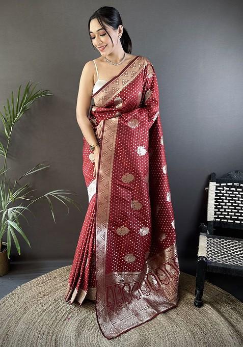 Maroon Jacquard Blended Saree Set — view on Indya