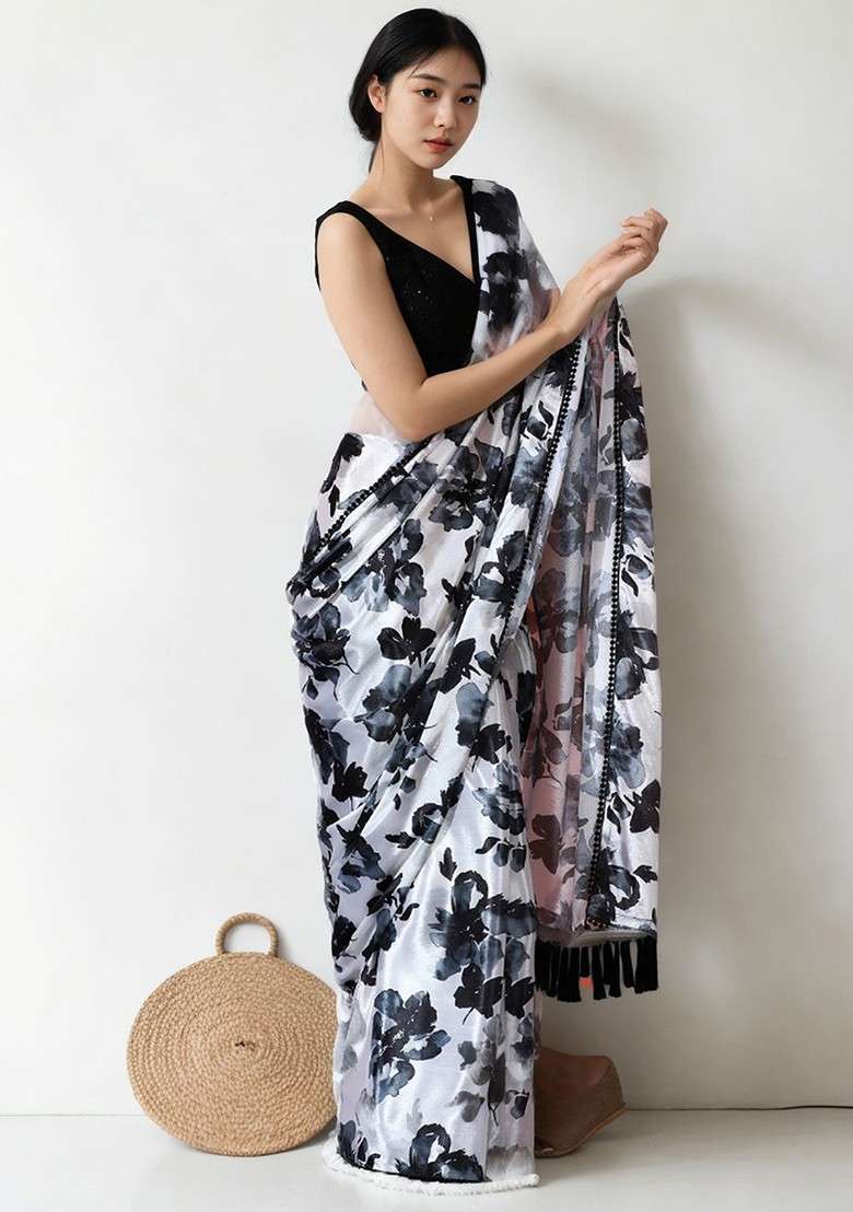 Off White Printed Blended Saree Set - Indya
