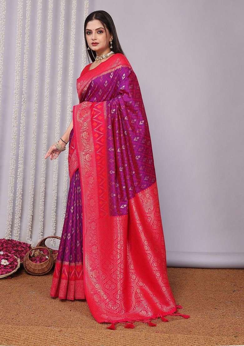 Purple Blended Jacquard Saree Set for Diwali | Wedding & Festive Wear - Indya