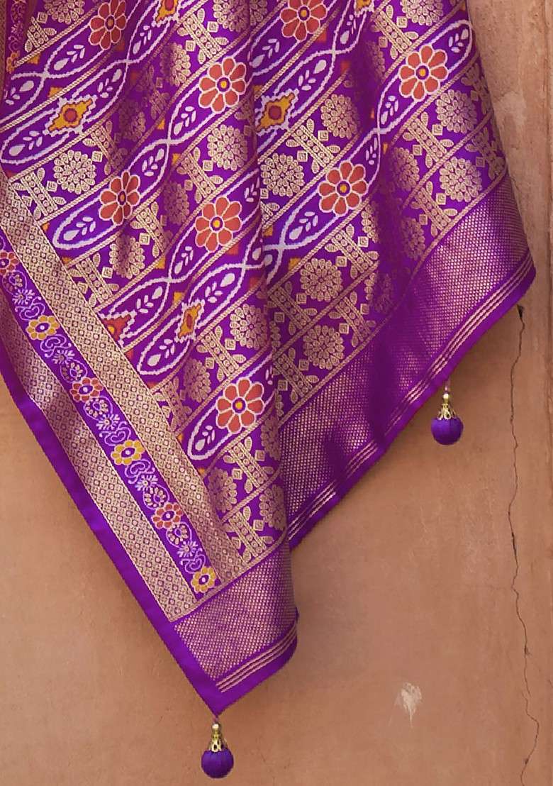 Olive Embroidered Blended Saree Set for Diwali and Festive Wear - Indya