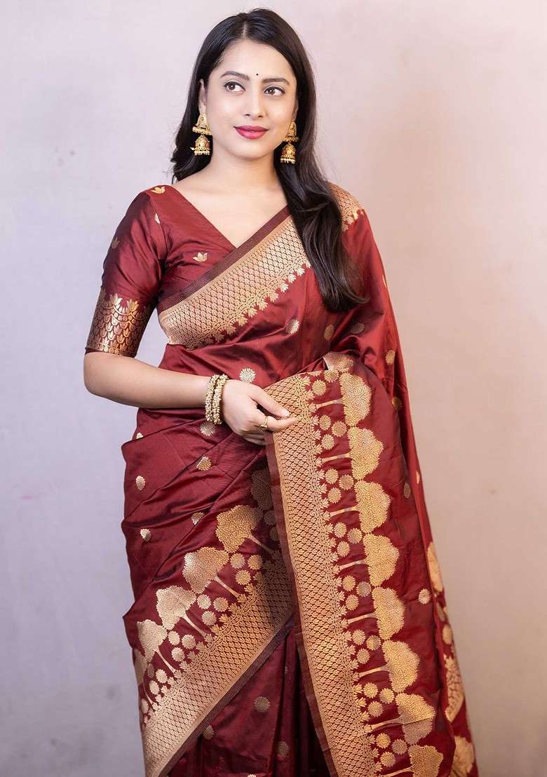 Maroon Jacquard Blended Saree Set for Diwali and Festive Wear - Indya