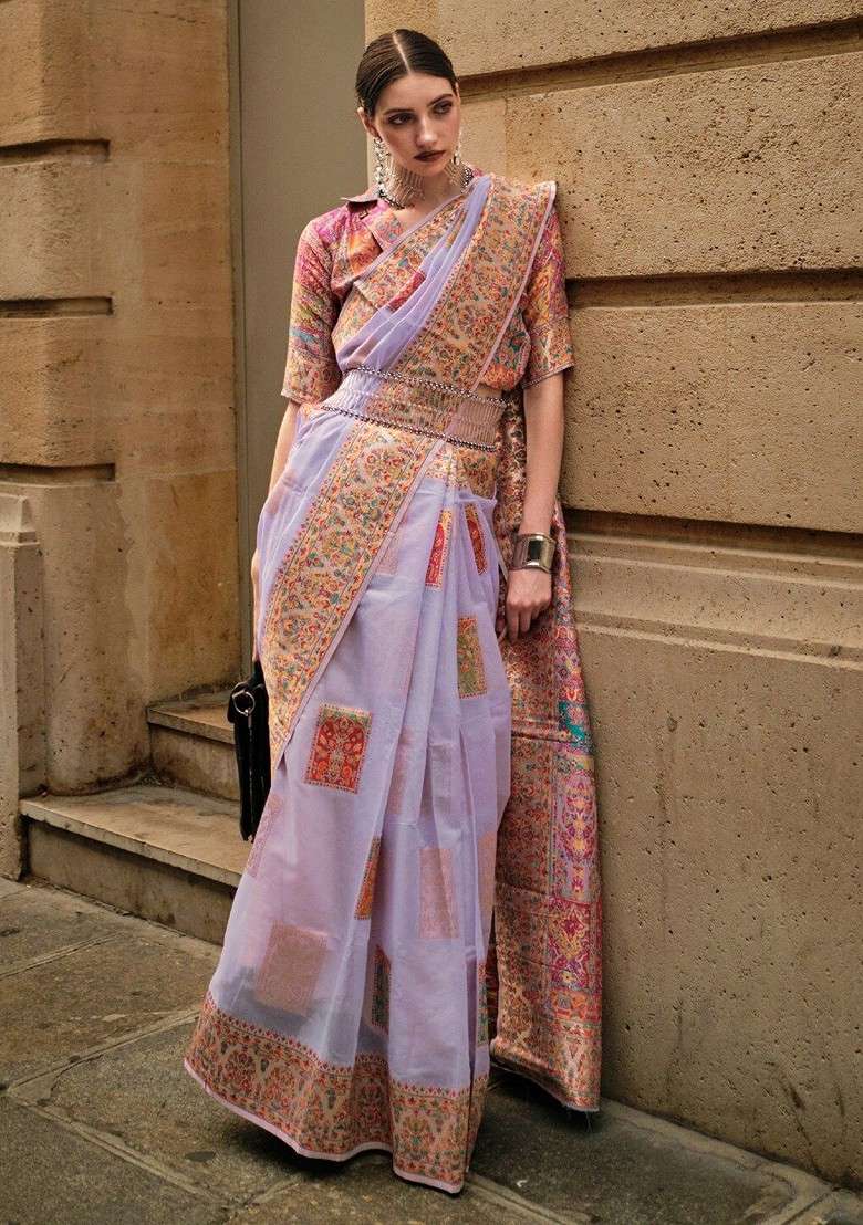 Lavender Blended Jacquard Saree Set for Diwali | Wedding & Festive Wear - Indya