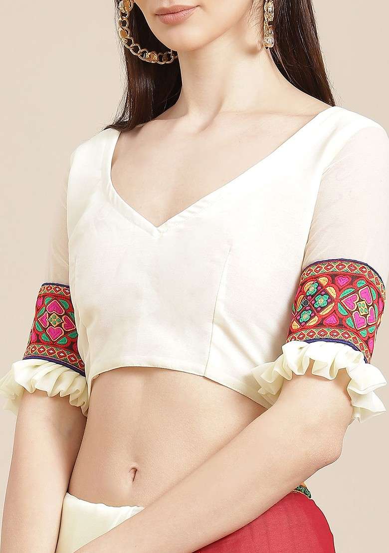 Off White Blended Saree Set with Embroidered for Diwali | Wedding & Festive Wear - Indya