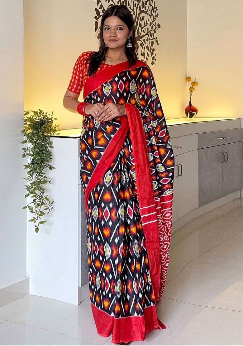 Black Printed Blended Saree Set for Diwali and Festive Wear - Indya