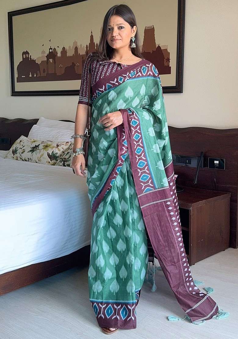 Sea Green Printed Blended Saree Set for Diwali and Festive Wear - Indya