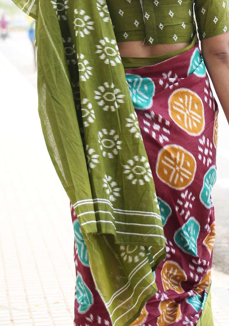 Maroon Printed Blended Saree Set for Diwali and Festive Wear - Indya