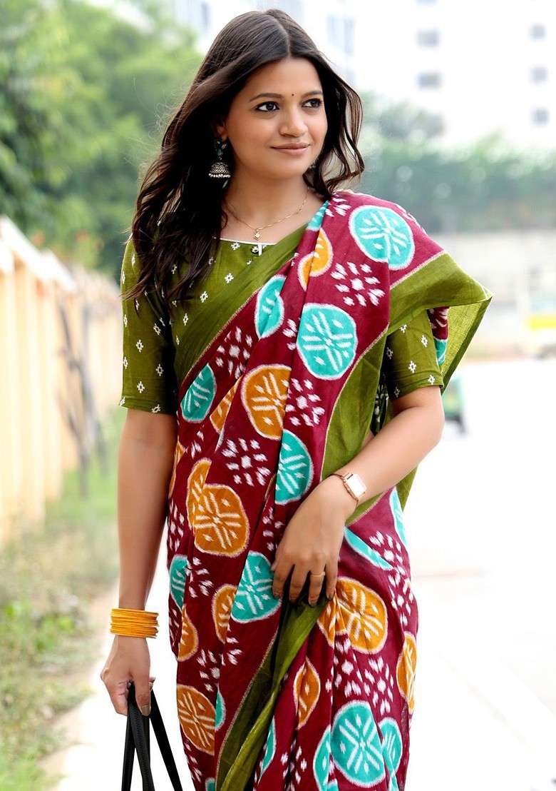 Maroon Printed Blended Saree Set for Diwali and Festive Wear - Indya