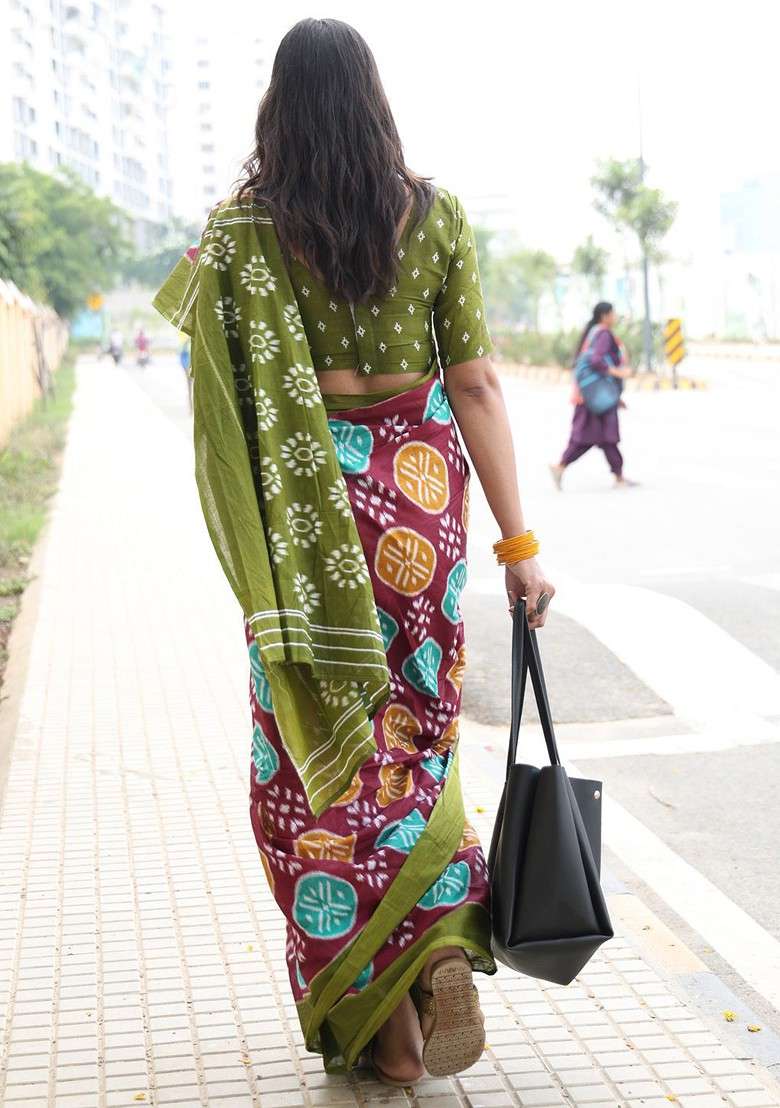 Maroon Printed Blended Saree Set for Diwali and Festive Wear - Indya