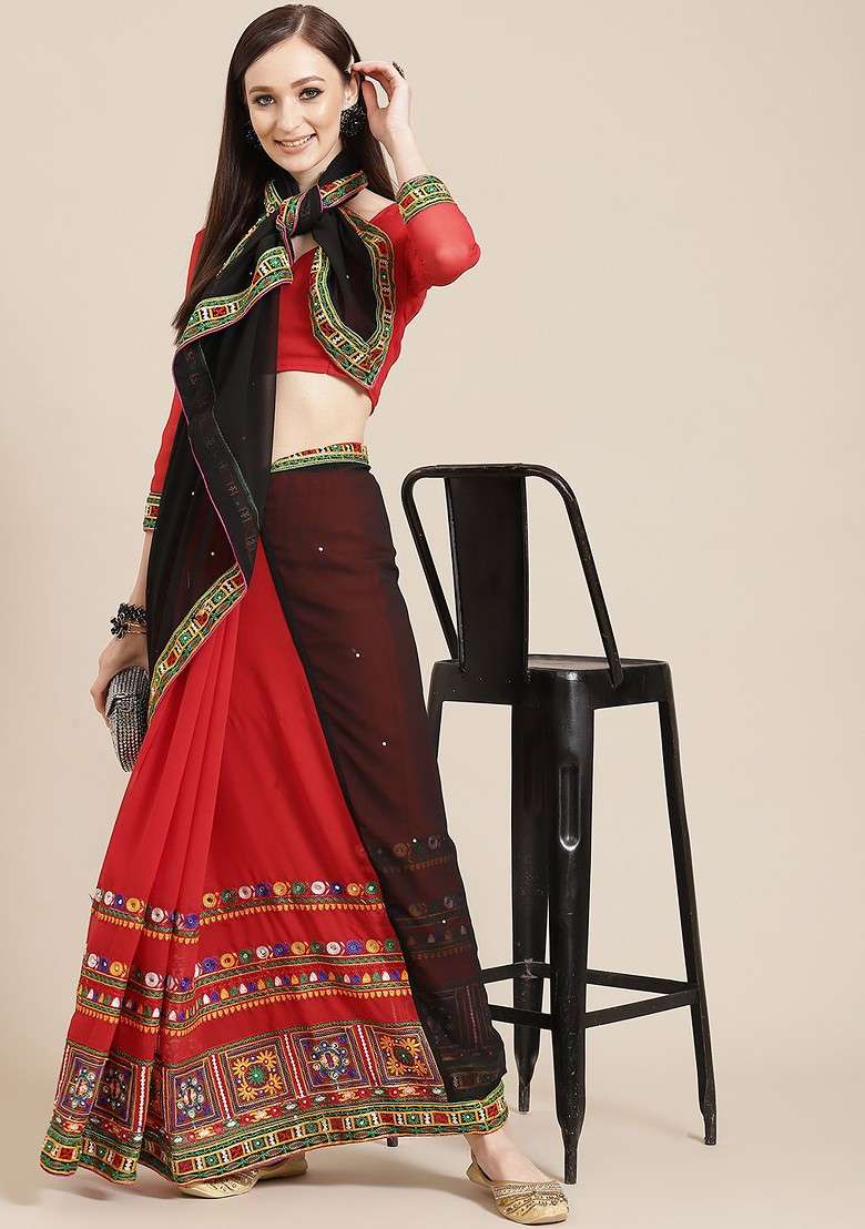 Red Embroidered Blended Saree Set for Diwali and Festive Wear - Indya