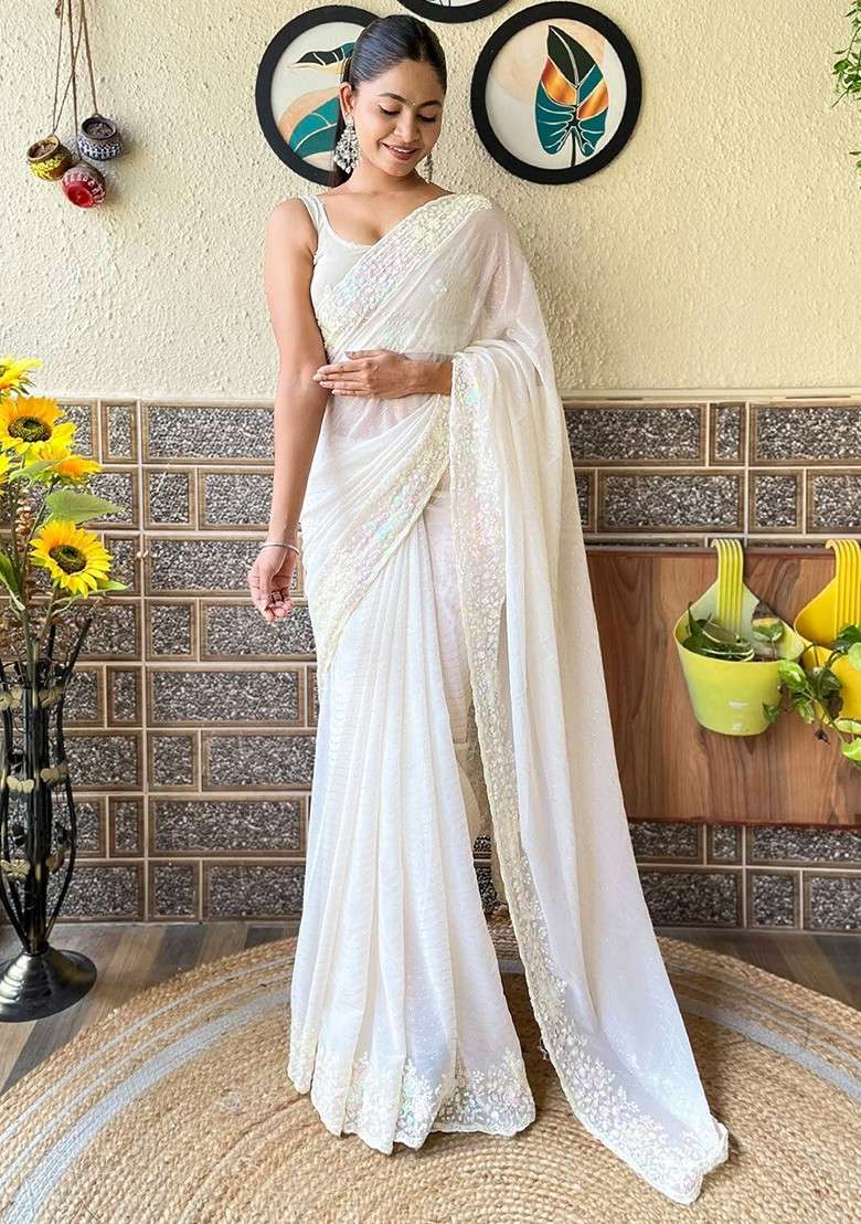 Off White Blended Saree Set with Embroidered for Diwali | Wedding & Festive Wear - Indya