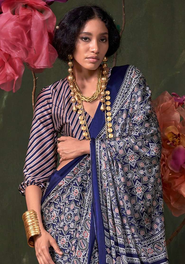 Navy Blue Printed Blended Saree Set - Indya