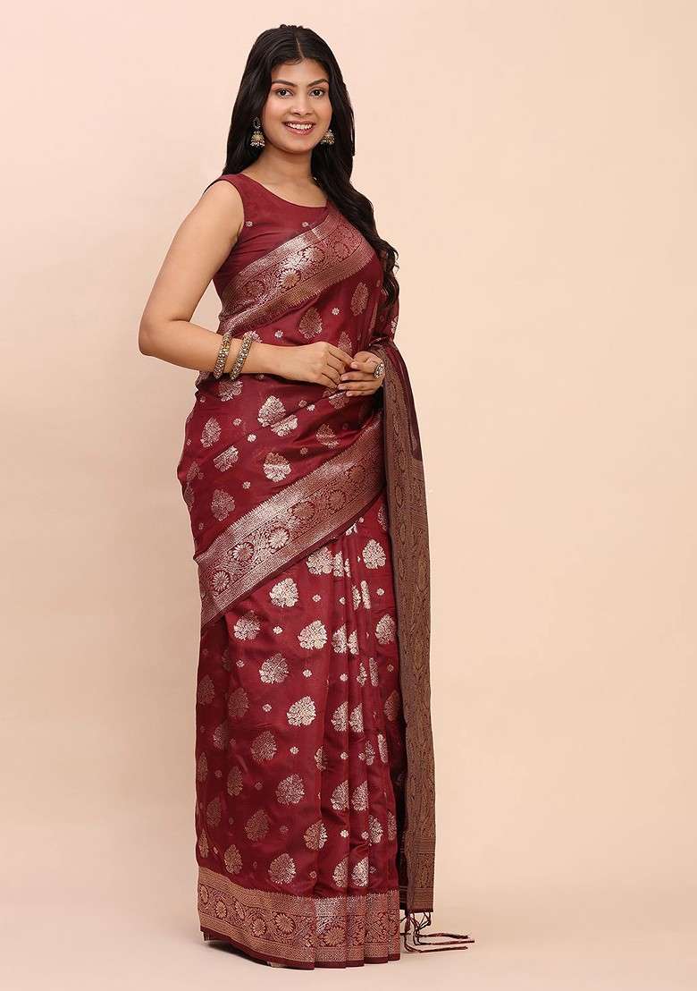 Red Jacquard Blended Saree Set - Indya