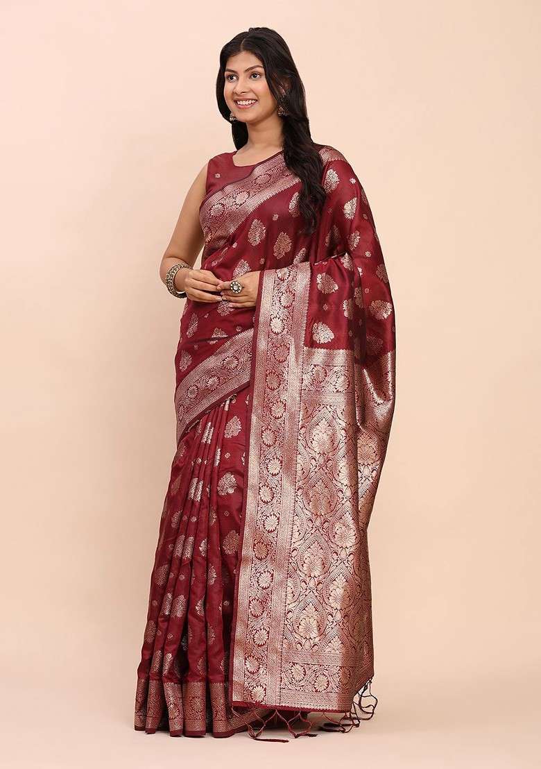 Red Jacquard Blended Saree Set - Indya