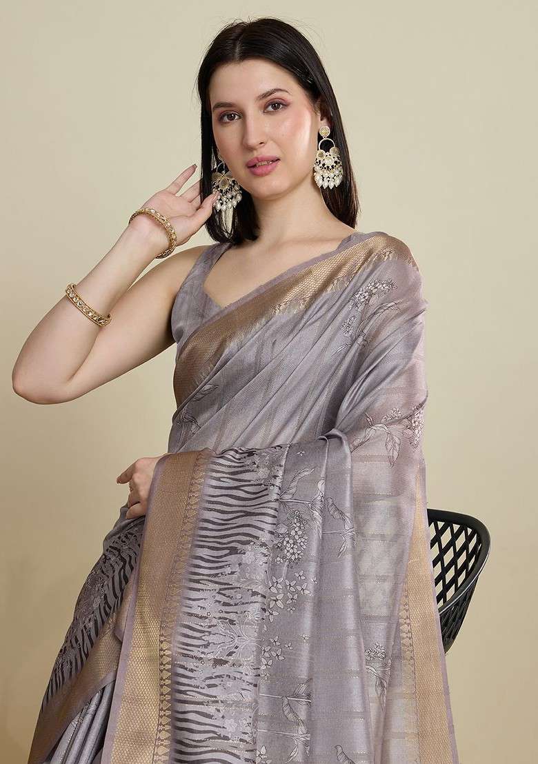 Grey Blended Saree Set with Printed for Diwali | Wedding & Festive Wear - Indya