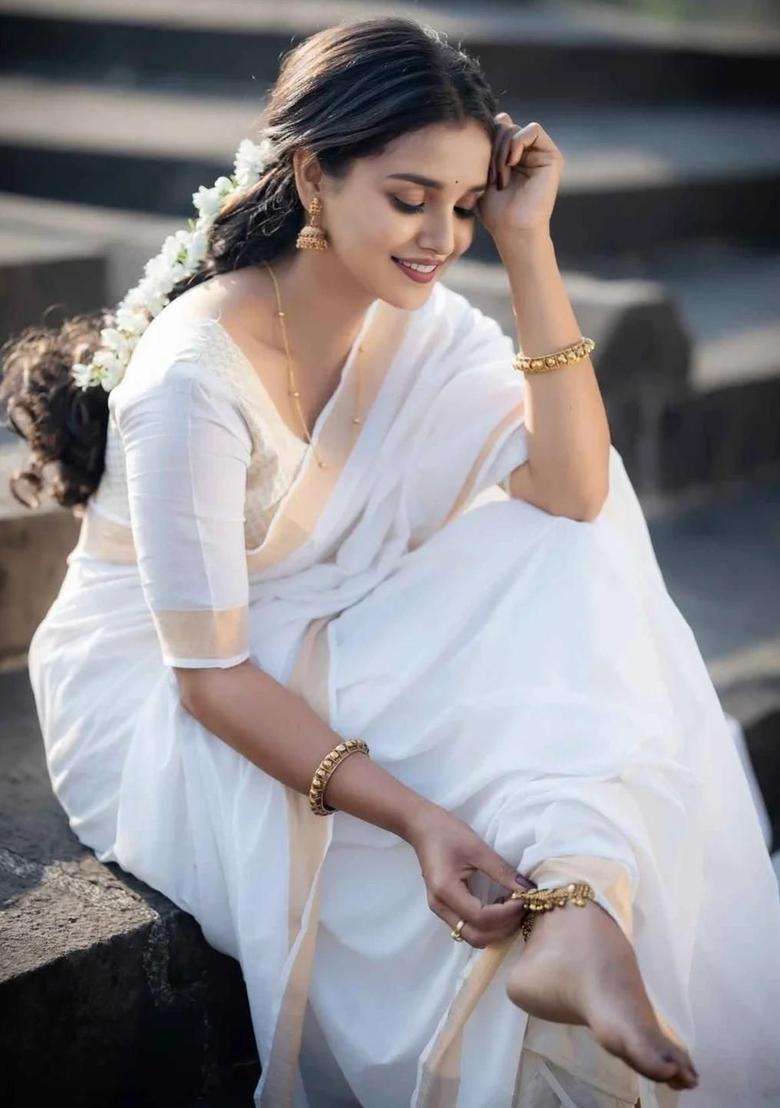 White Solid Cotton Saree Set - Indya