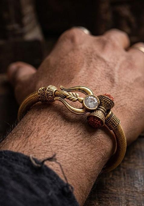 Golden Rudraksha Rakhi Set Of 1